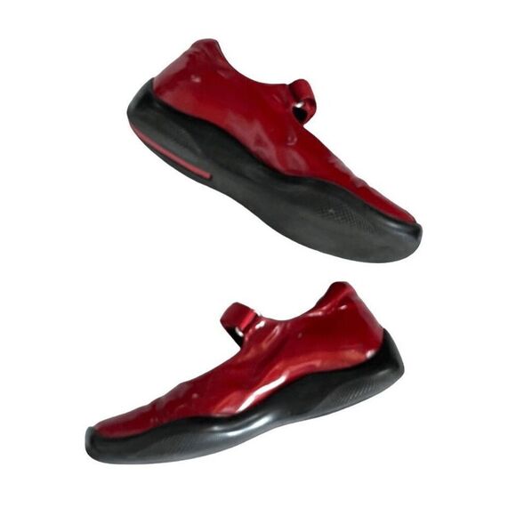 PRADA Girls 13 (31) Patent Leather Mary Jane Shoes AS IS - Picture 6 of 13